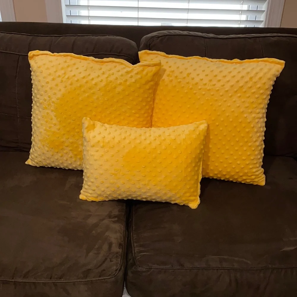 Golden Yellow 3pcs Accent Pillows 18X18 16X12 - Picture 5 of 5